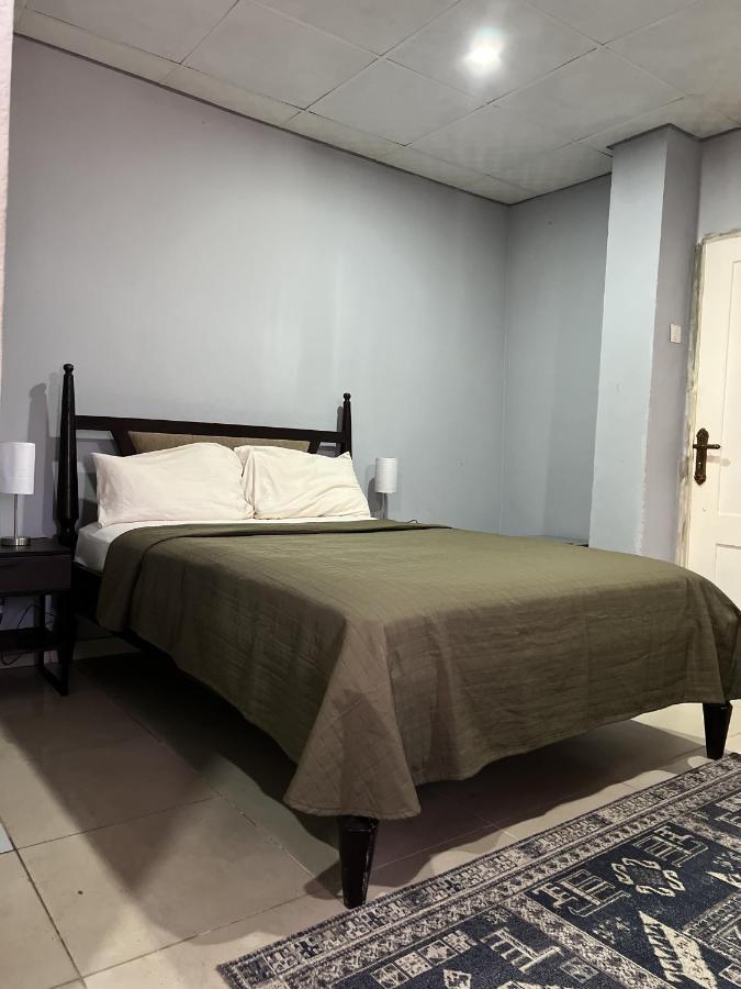 Sky Inn Hotel فريتاون المظهر الخارجي الصورة
